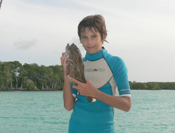 59- Romain a peche son premier merou 